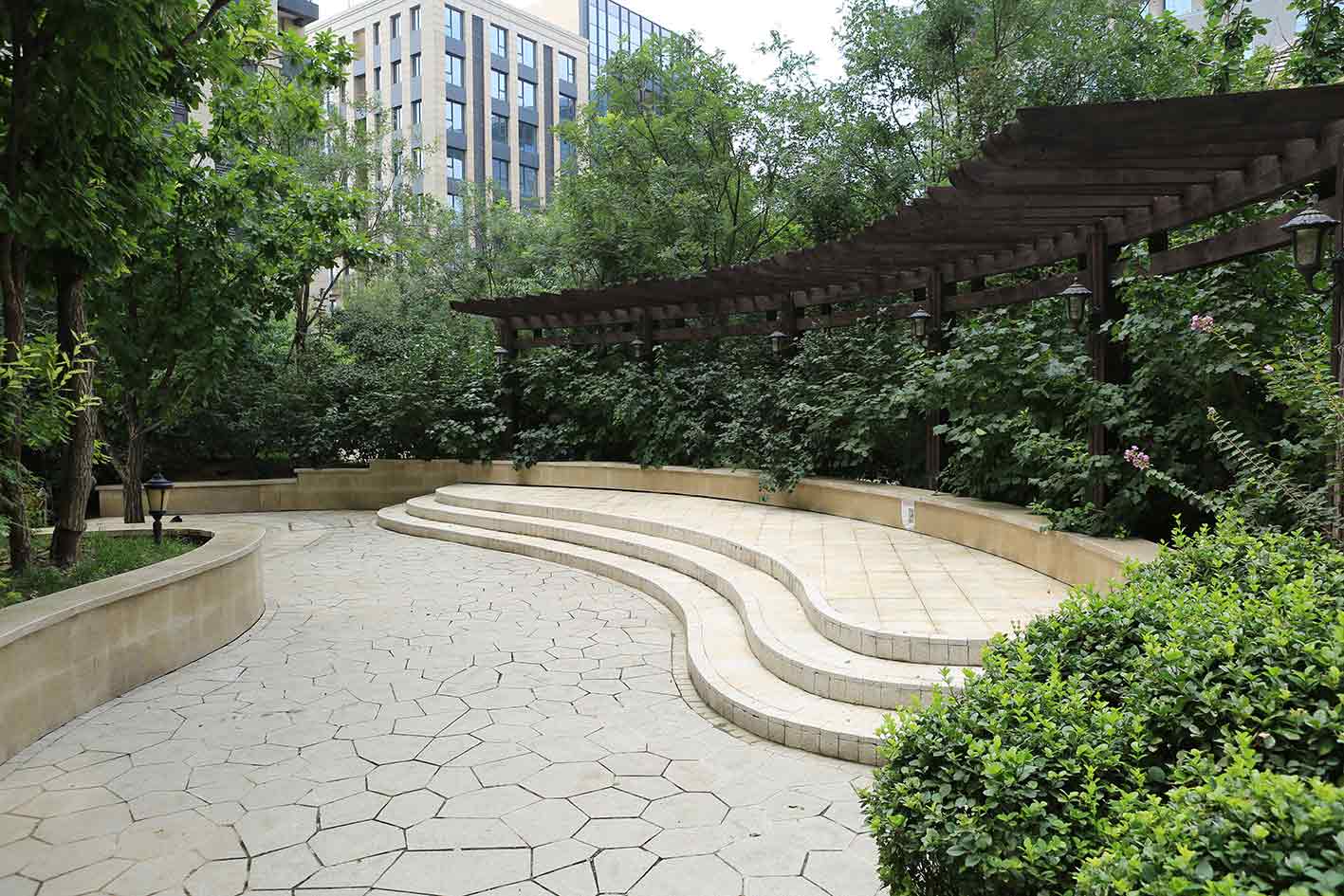 社區(qū)活動中心綠化_杭州銘豐園林建設